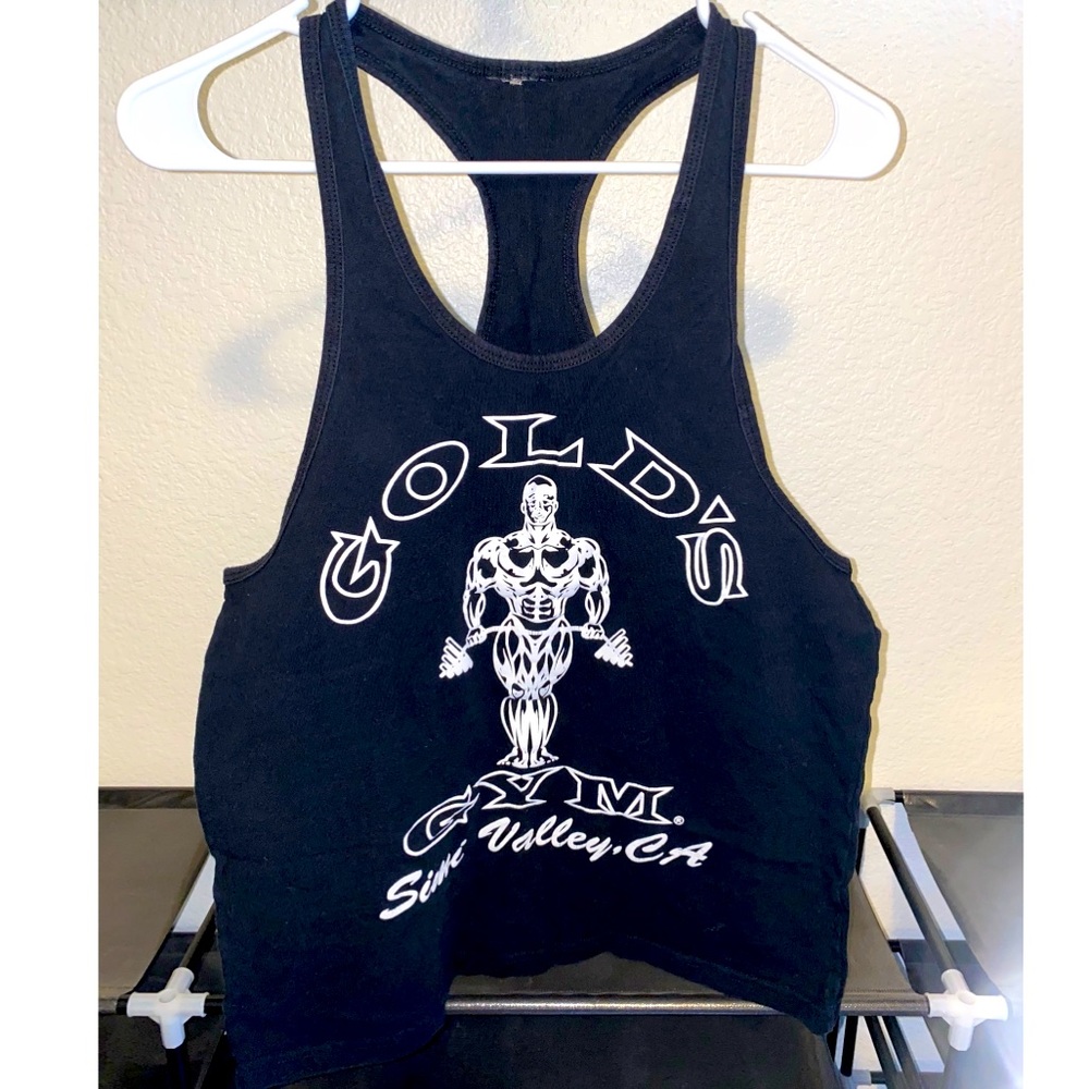 Golds Gym stringer